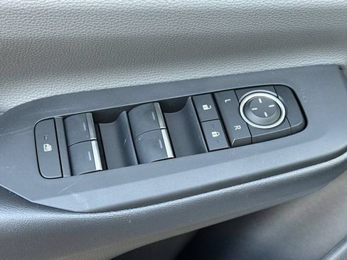 New 2027 Toyota Prius XLE FWD image 12