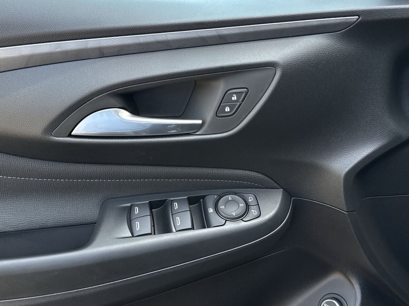 New 2026 Buick Envista Sport Touring w/ Convenience I Package FWD image 15