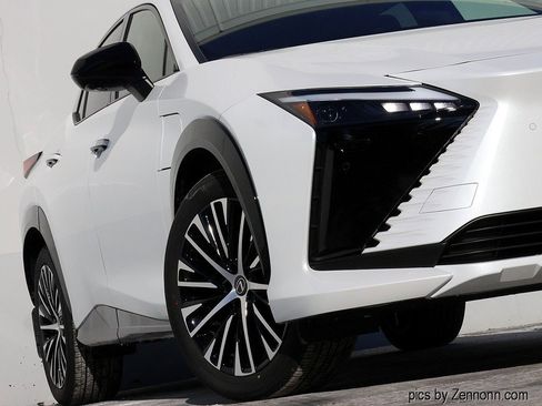 New 2026 Lexus RZ 350e 2WD image 4