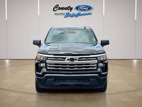Used 2024 Chevrolet Silverado 1500 Custom w/ Rally Edition AWD/4WD image 5