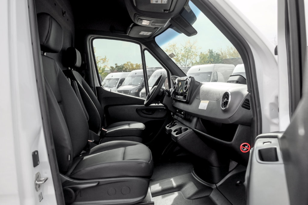 New 2025 Mercedes-Benz eSprinter 170 Cargo image 20
