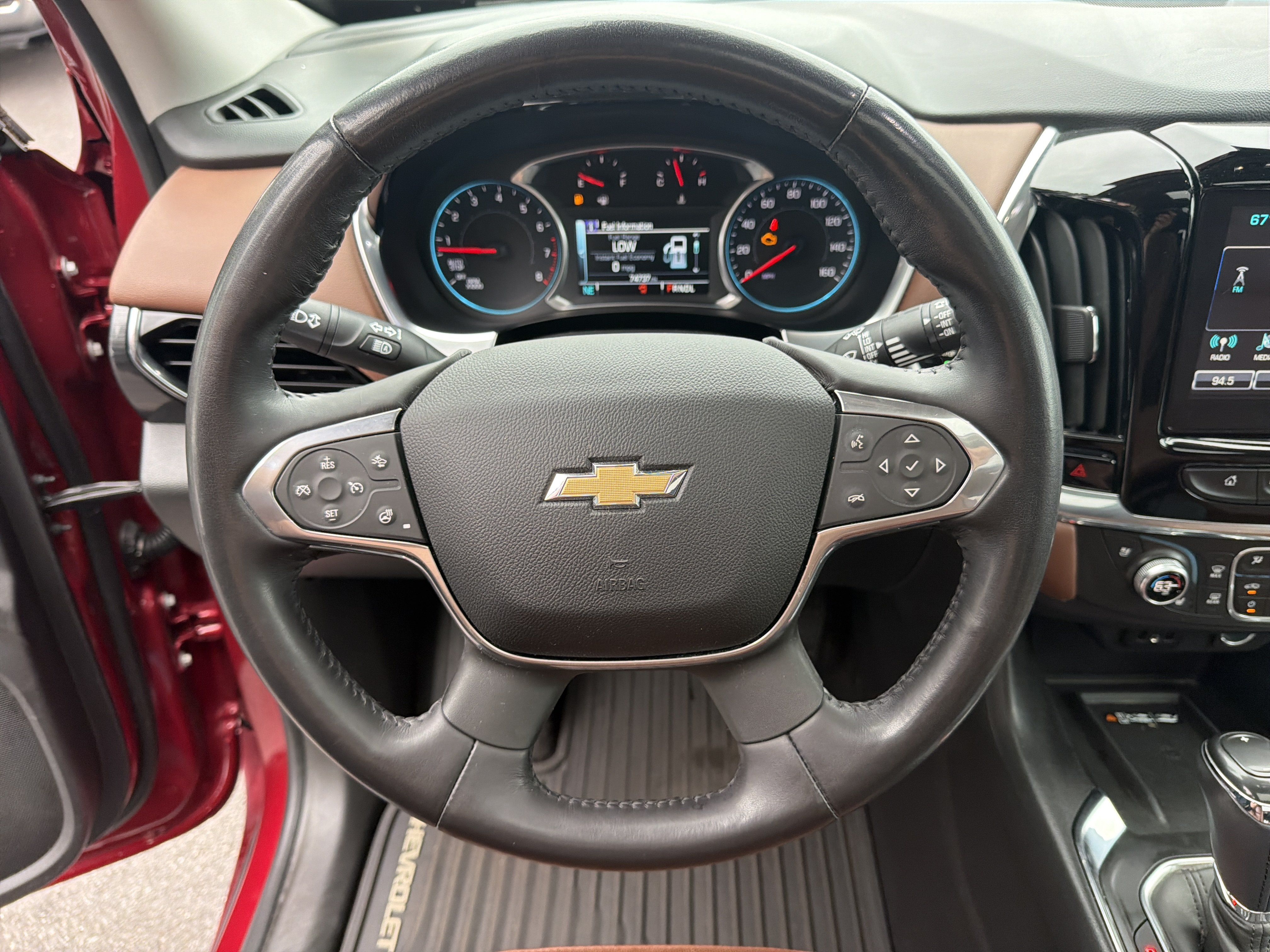 Used 2018 Chevrolet Traverse High Country AWD/4WD image 18