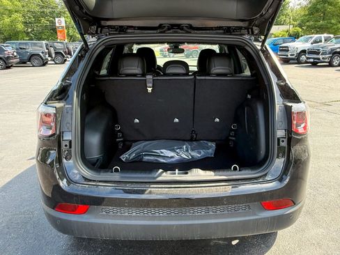 New 2025 Jeep Compass Limited w/ Sun and Sound Group image 36