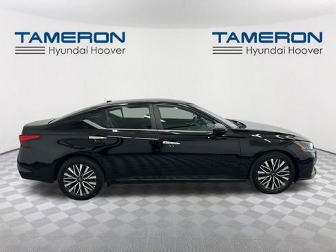 Used 2025 Nissan Altima 2.5 SV image 6