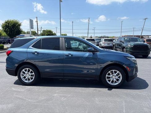 Used 2024 Chevrolet Equinox LT FWD image 7