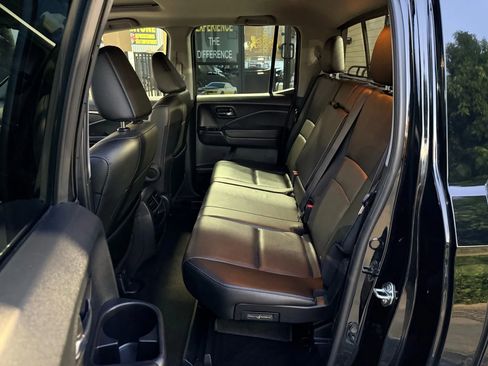 Used 2020 Honda Ridgeline RTL image 12