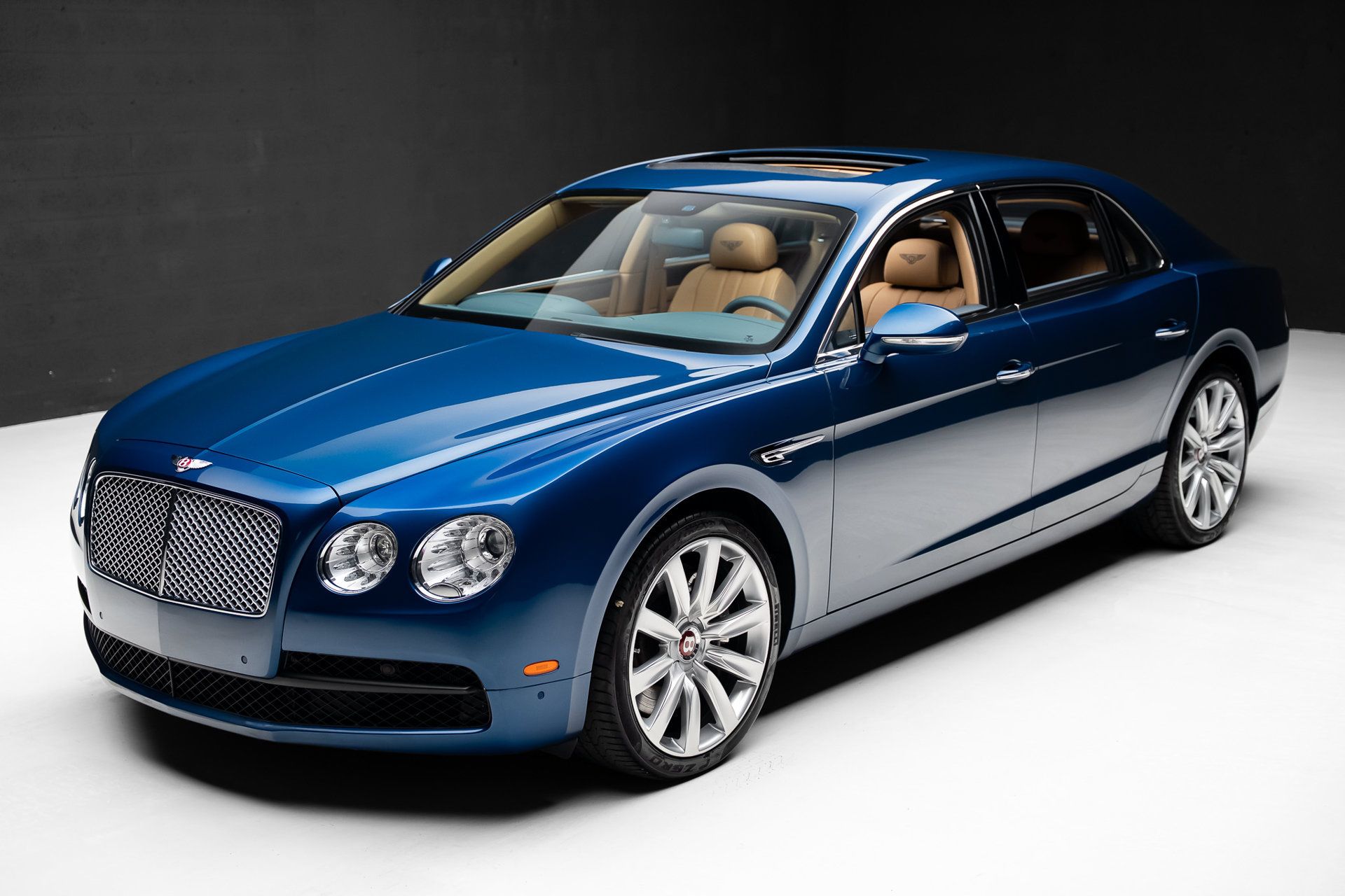 Used 2016 Bentley Flying Spur V8 AWD/4WD image 5