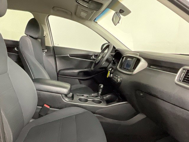 Used 2018 Kia Sorento FWD V6 image 19