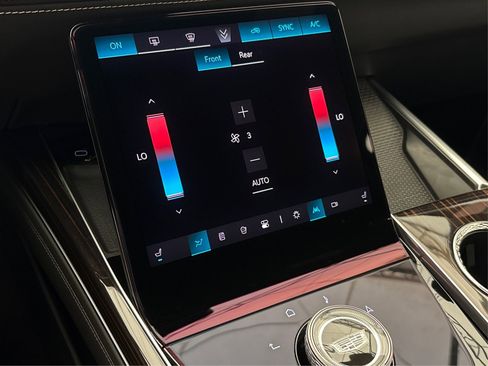 New 2025 Cadillac Escalade Premium Luxury image 26