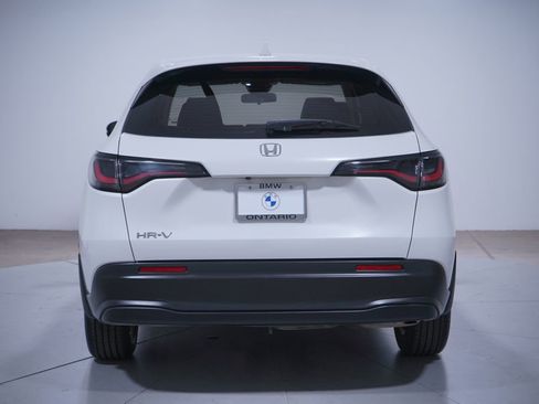 Used 2023 Honda HR-V LX image 5
