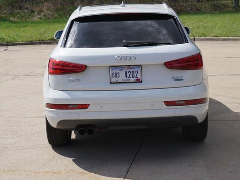 Used 2018 Audi Q3 2.0T Premium w/ Convenience Package image 4