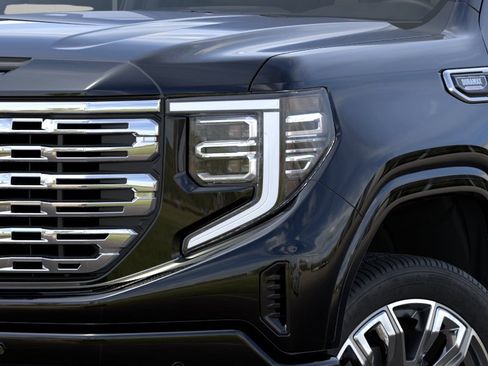 New 2026 GMC Sierra 1500 Denali w/ Denali Reserve Package AWD/4WD image 10
