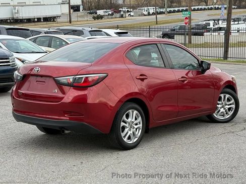 Used 2018 Toyota Yaris iA image 8