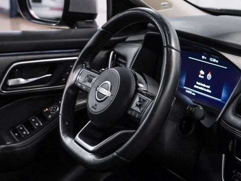 Used 2024 Nissan Rogue Platinum w/ Platinum Premium Package FWD image 15