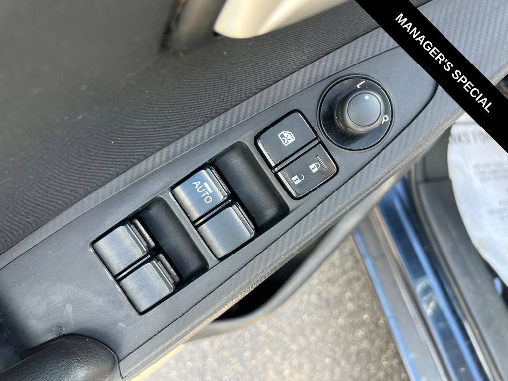 Used 2017 Toyota Yaris iA FWD image 14
