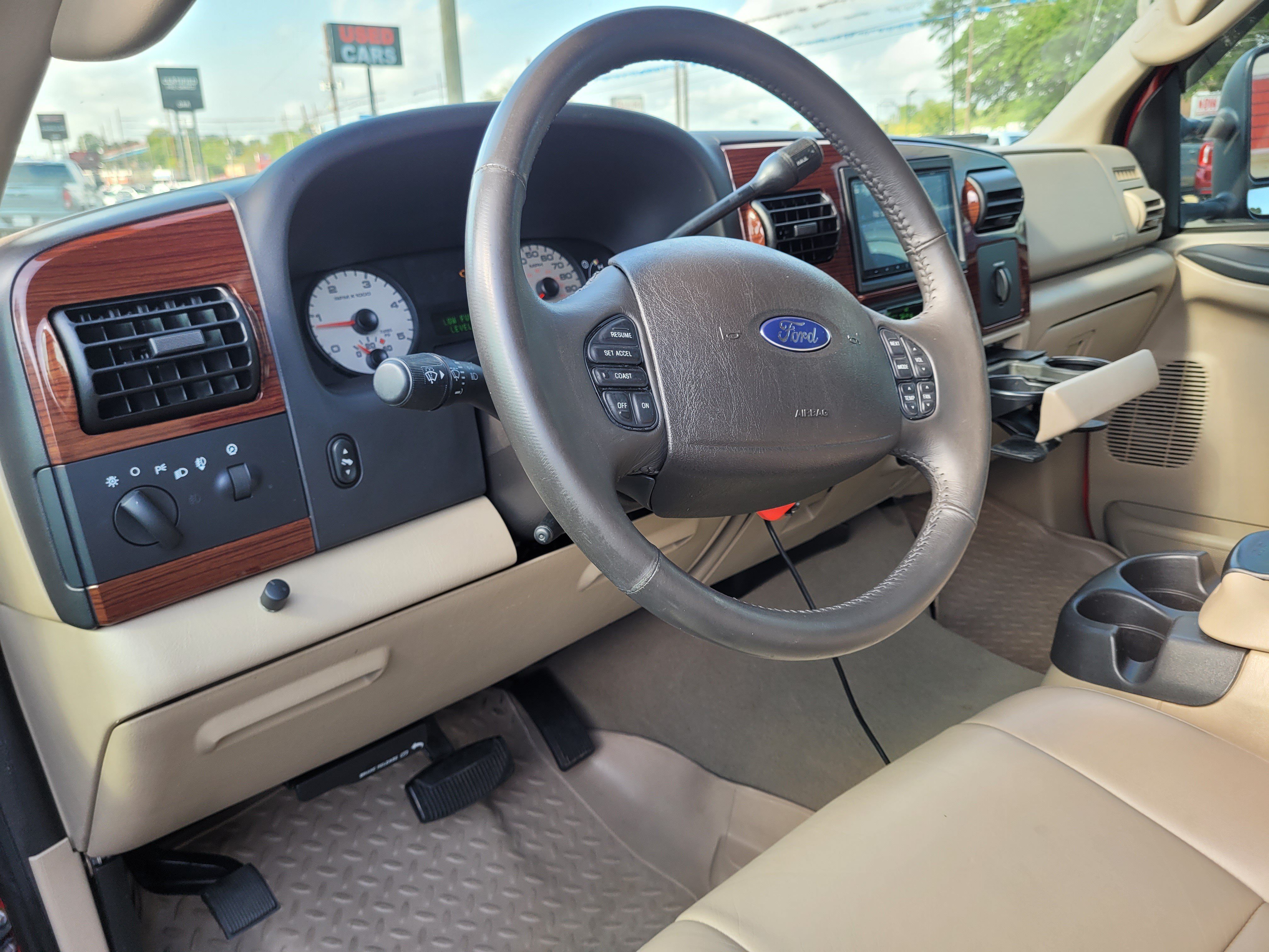 Used 2006 Ford F250 Lariat AWD/4WD image 24