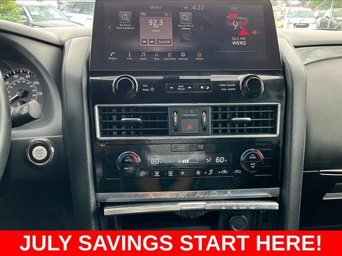Used 2022 Nissan Armada S AWD/4WD image 19