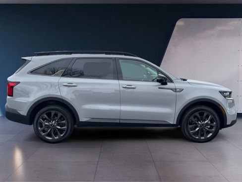 Certified 2023 Kia Sorento SX Prestige image 6