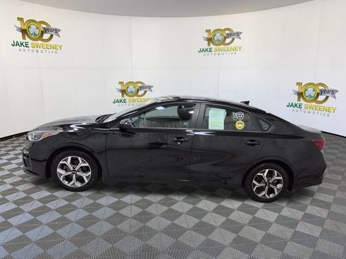 Certified 2021 Kia Forte LXS FWD image 6