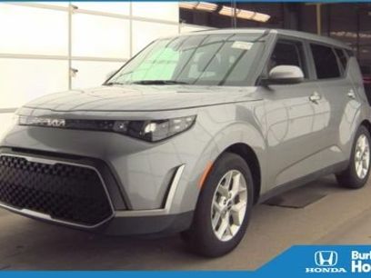 Used 2025 Kia Soul LX w/ LX Technology Package