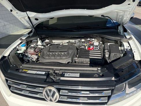 Used 2018 Volkswagen Tiguan SEL image 22