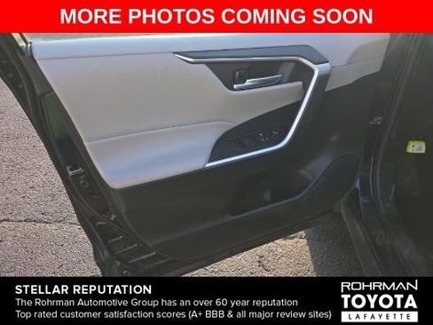 Used 2021 Toyota RAV4 XLE image 7