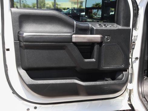 Used 2020 Ford F350 Platinum AWD/4WD image 17
