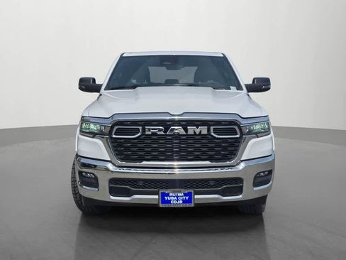 Used 2025 RAM 1500 Big Horn AWD/4WD image 2