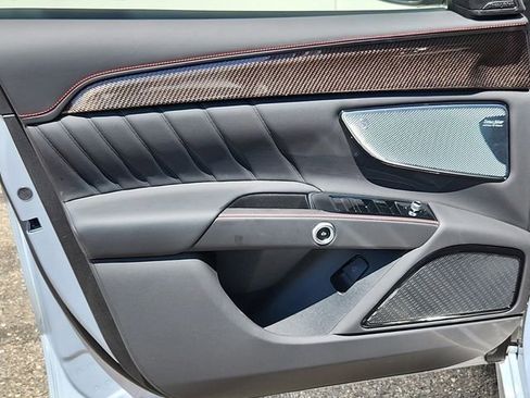 New 2024 Maserati Grecale Modena image 7