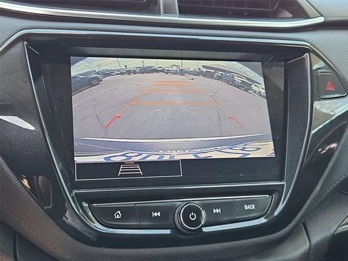 Certified 2021 Chevrolet TrailBlazer LT w/ Premium Seating Package FWD image 7