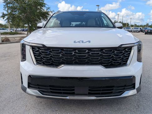 Used 2025 Kia Sorento S w/ Panoramic Sunroof Package FWD image 3