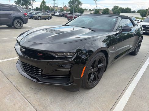 Used 2023 Chevrolet Camaro SS RWD image 1