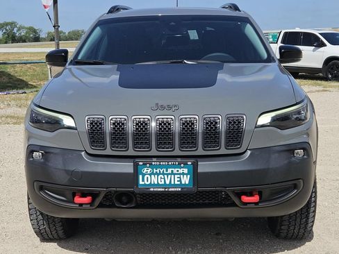 Used 2022 Jeep Cherokee Trailhawk w/ Sound & Nav Group AWD/4WD image 3