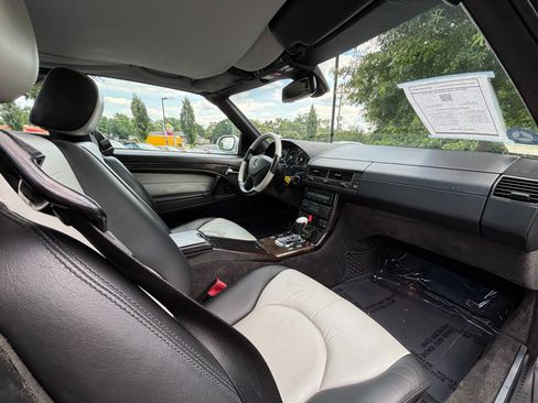 Used 2002 Mercedes-Benz SL 500 image 16