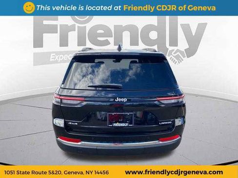 New 2025 Jeep Grand Cherokee Laredo X w/ Luxury Tech Group I image 6