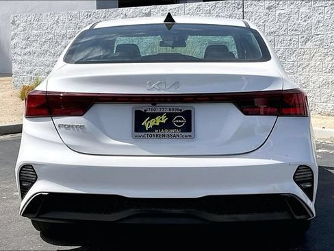 Used 2023 Kia Forte LXS FWD image 3
