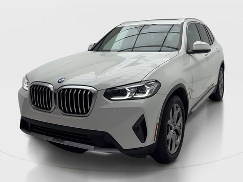 Used 2024 BMW X3 sDrive30i w/ Convenience Package RWD image 4