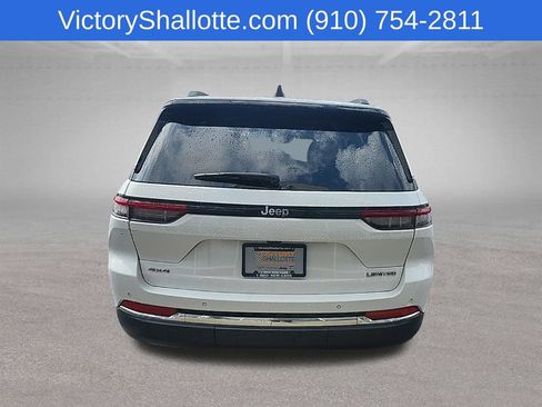 Used 2023 Jeep Grand Cherokee Limited AWD/4WD image 28