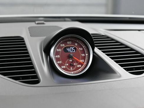 Certified 2019 Porsche 911 Carrera 4S AWD/4WD image 19