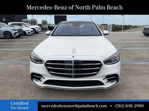 Used 2022 Mercedes-Benz S 500 4MATIC image 2
