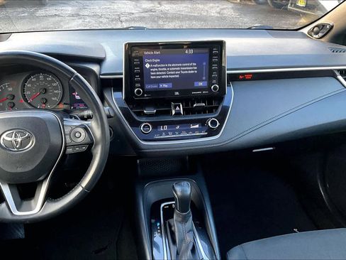 Used 2020 Toyota Corolla SE image 6