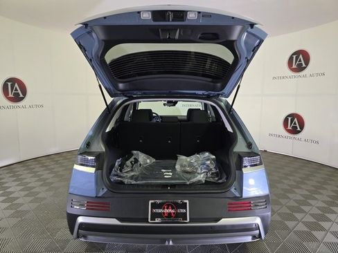 New 2025 Hyundai Ioniq 5 SE image 8