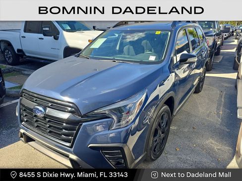 Used 2023 Subaru Ascent Onyx Edition image 2