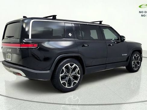 Used 2024 Rivian R1S Adventure AWD/4WD image 9