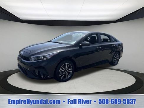 Used 2023 Kia Forte LXS FWD image 1
