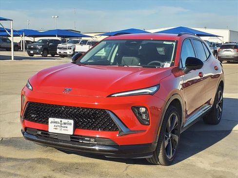 New 2025 Buick Envision Sport Touring image 3