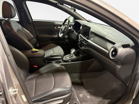Certified 2023 Kia Forte GT-Line image 26