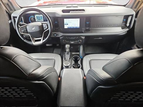Used 2022 Ford Bronco Black Diamond AWD/4WD image 17