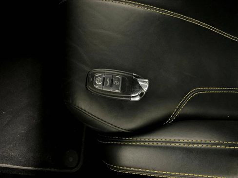 Used 2017 Lamborghini Huracan LP 580-2 RWD image 27