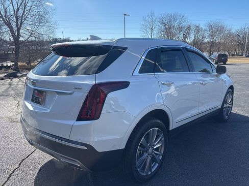 Used 2025 Cadillac XT5 Premium Luxury image 5